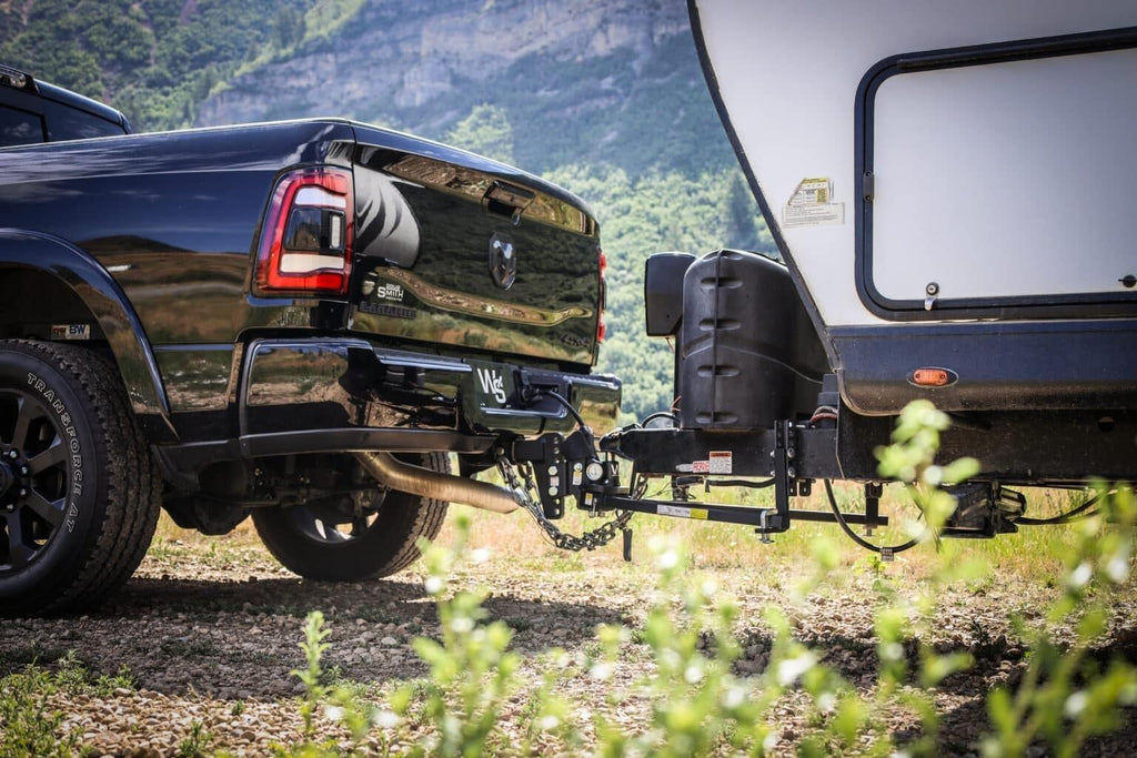 Weight Distribution Hitch with Anti-Sway, 8" Drop, 2" Shank, 8,500-lb Towing B387028