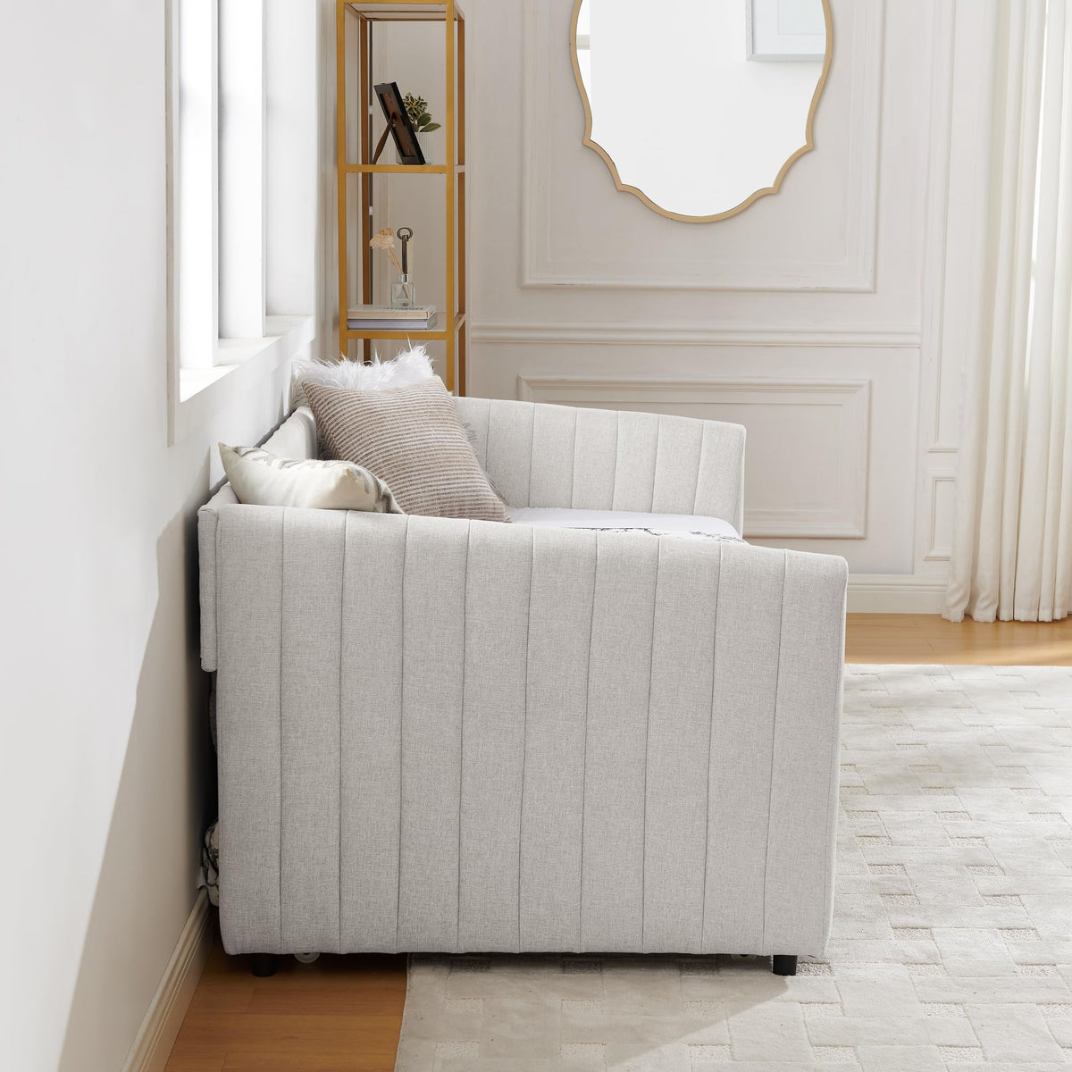 Twin Size Upholstered Linen Daybed with Trundle V209