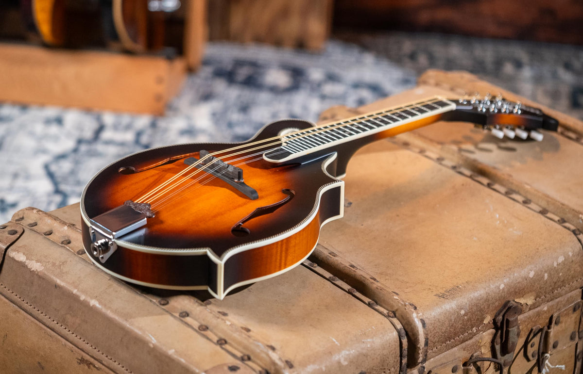 Brown Burst F-Style Mandolin L40023