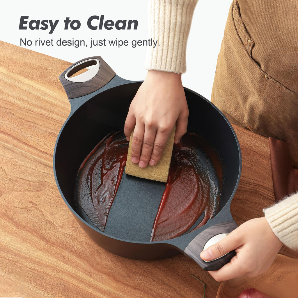 Nonstick Stock Pot with Lid 6.6 QT Black S77150